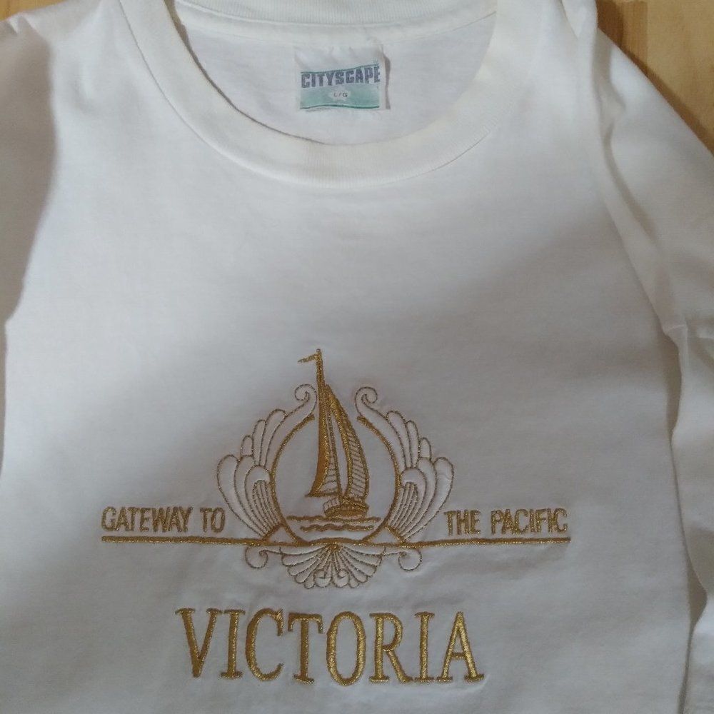 Vintage Victoria BC Gateway To The Pacific T-Shirt